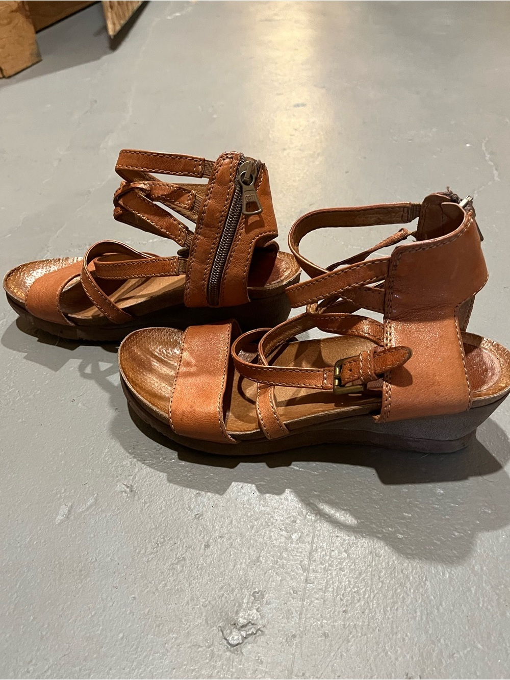 Miz Mooz Shay Hazelnut Sandals size 37 - Picture 3 of 6